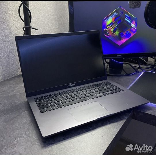 Ноутбук asus