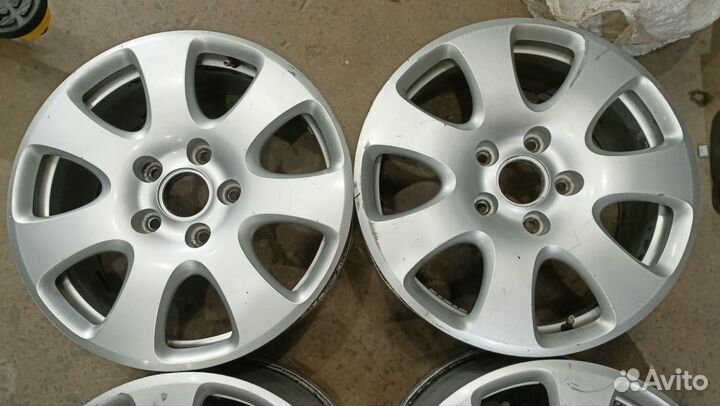 Оригинальнальные диски Q7.r18 5.130