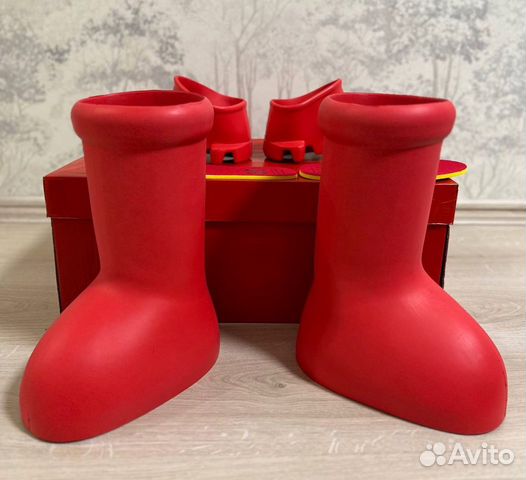 Mschf big red boots. Резиновые сапоги Lucky Land. Сапоги MSCHF big Red. Сапоги Lucky Land детские. Lucky Land сапоги резиновые женские.