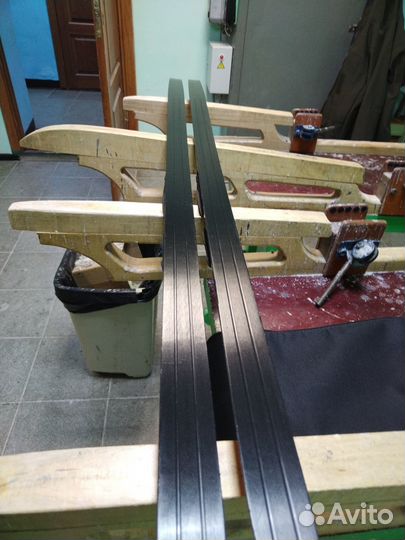 Продам юниорские лыжи