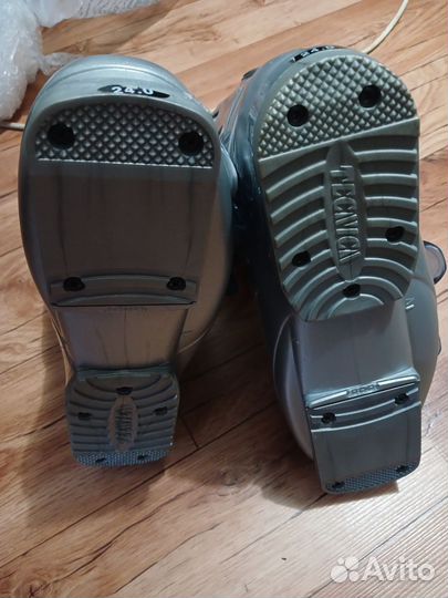 Горнолыжные ботинки женские 37-38р tecnica