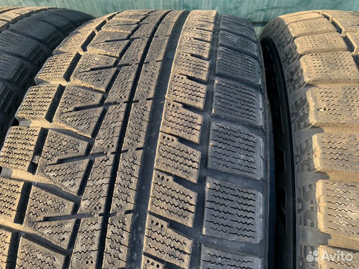 Bridgestone Blizzak Revo GZ 225/55 R17 97Q