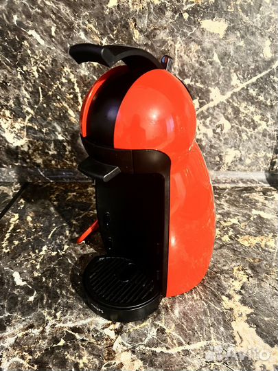 Капсульная кофемашина dolce gusto