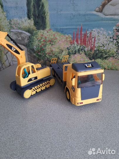 Экскаватор игрушка