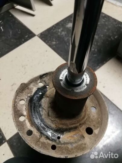 Амортизатор на Opel Mokka