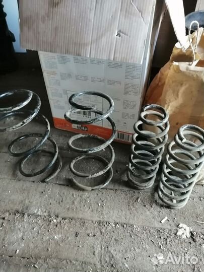 Пружины на филдер, аксио, королла 2005 г. в