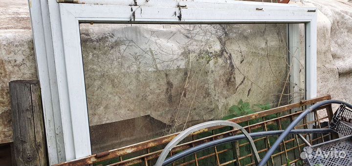 Отдам стекло