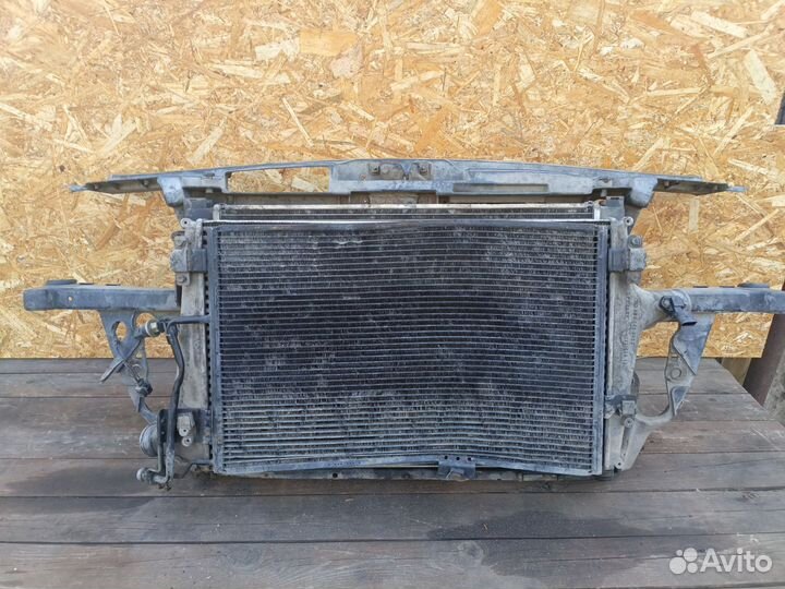 Передняя панель+кассета радиаторов Audi a6c5 рест