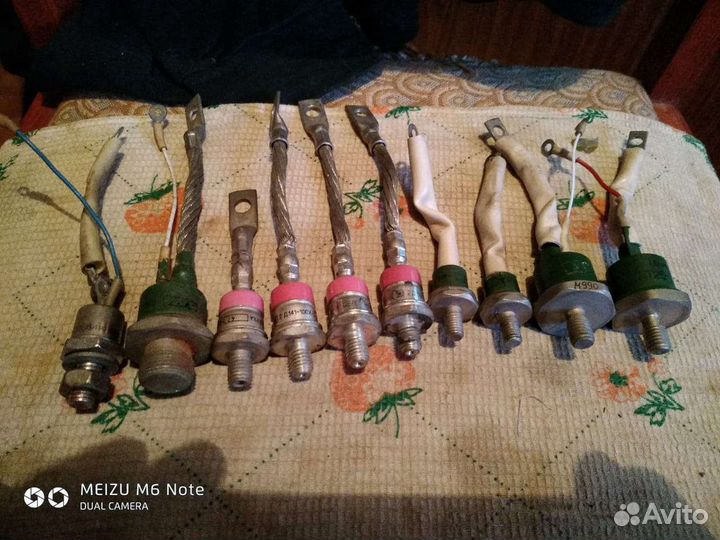 Продаю силовые диоды