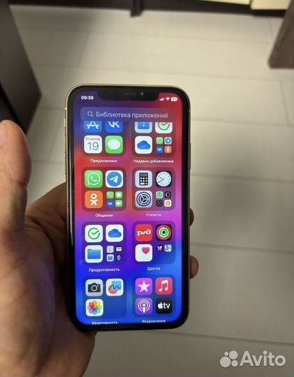 iPhone Xr, 64 ГБ