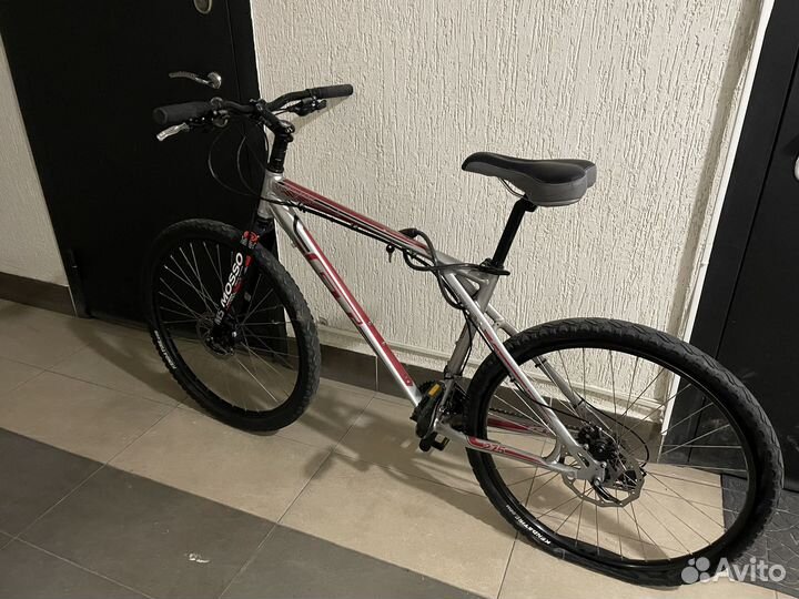 Велосипед взрослый gt agressor