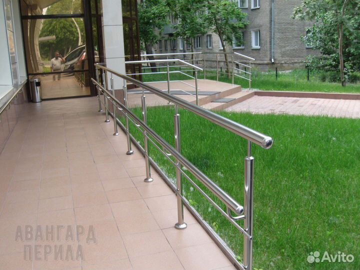 Стеклянные перила