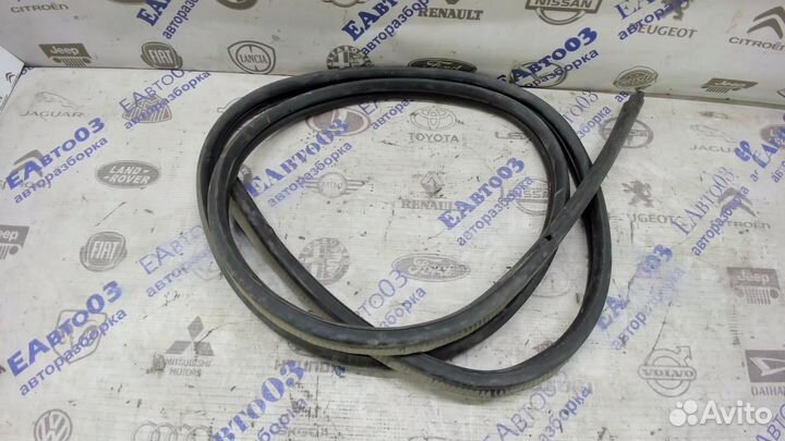 Уплотнитель багажника Ford Fusion 2002-2012