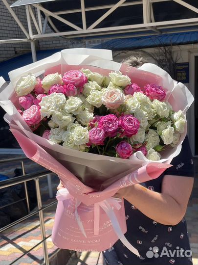 Пионовидные розы премиум