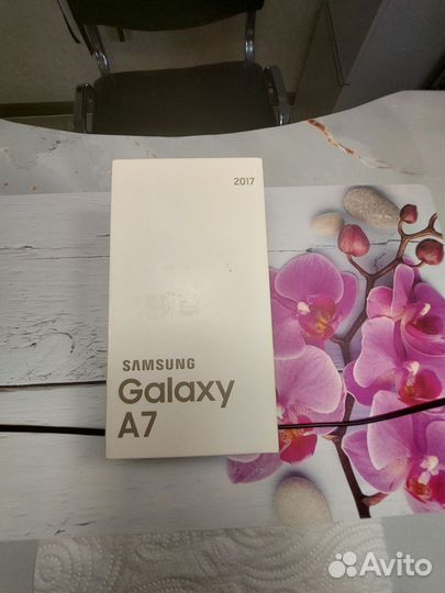 Samsung Galaxy A7 (2017) SM-A720F/DS, 3/32 ГБ