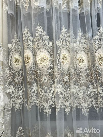 Тюль с 3Д вышивкой, стразами и жемчугом