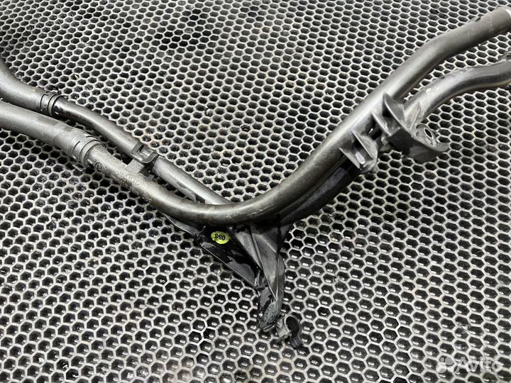 Трубка системы охлаждения Volkswagen