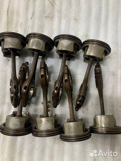 Поршень bmw n62 b44 4.4