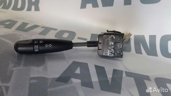 Переключатель поворотов Шевролет Авео Т250