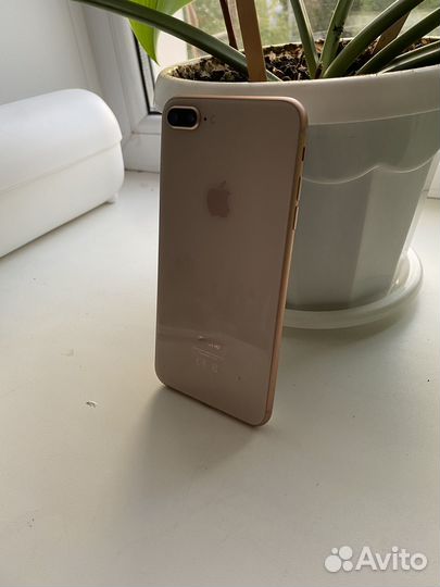 Телефон iPhone 8 plus