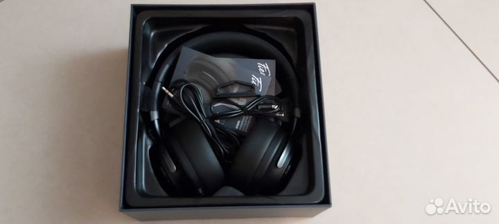 Беспроводные наушники wave