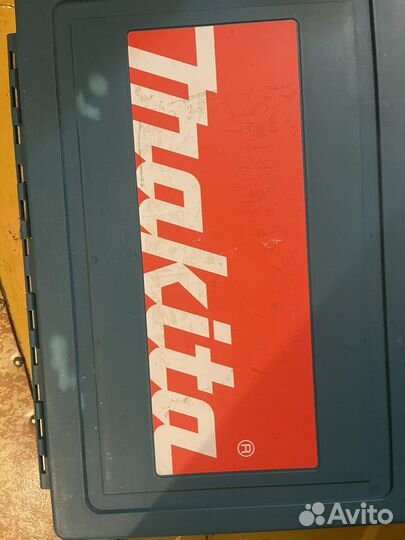 Электро дрель makita