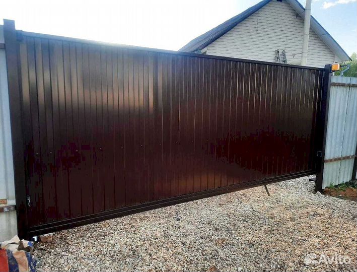 Ворота откатные, ворота распашные под ключ