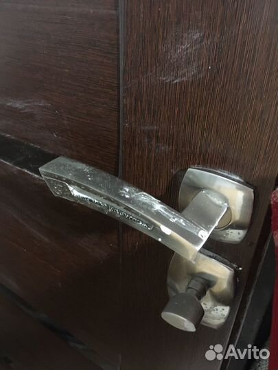 Дверь входная металлическая