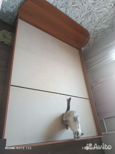 Кровать двухспальная бу