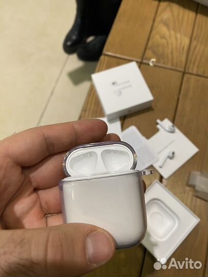 AirPods 2