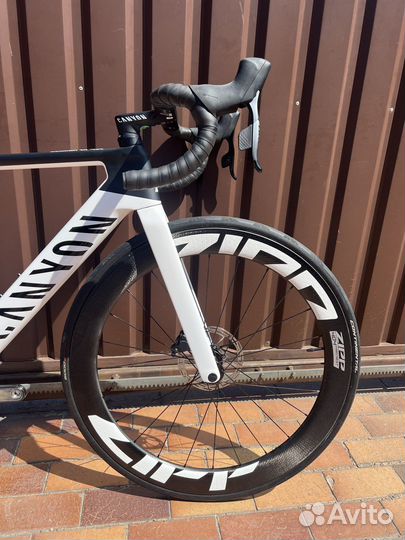 Canyon Aeroad CF SLX 8 Disc eTap, р-р S, Zipp