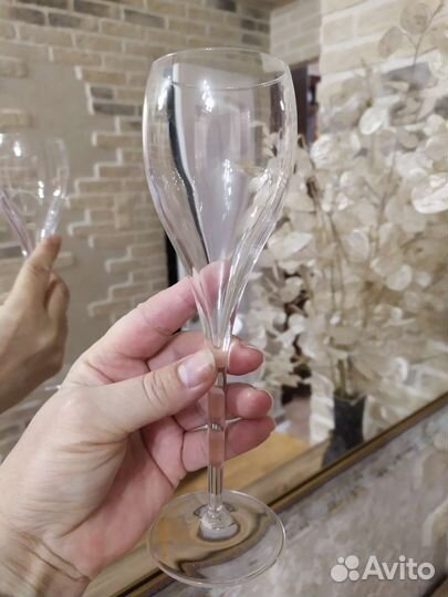 Бокалы для шампанского
