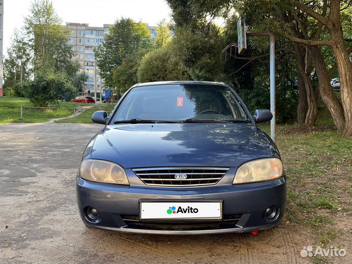 Kia Spectra, 2004