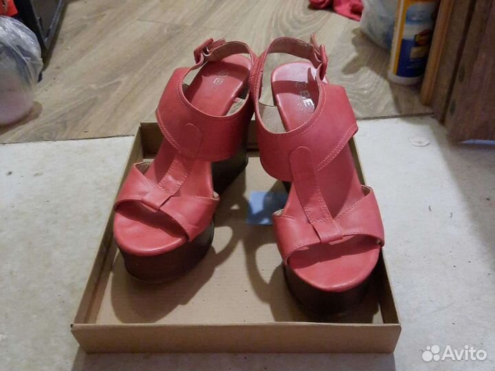 Босоножки 39-40