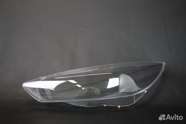 Cтекла фар Ford Focus 3 2015-2018г.в. левое/правое