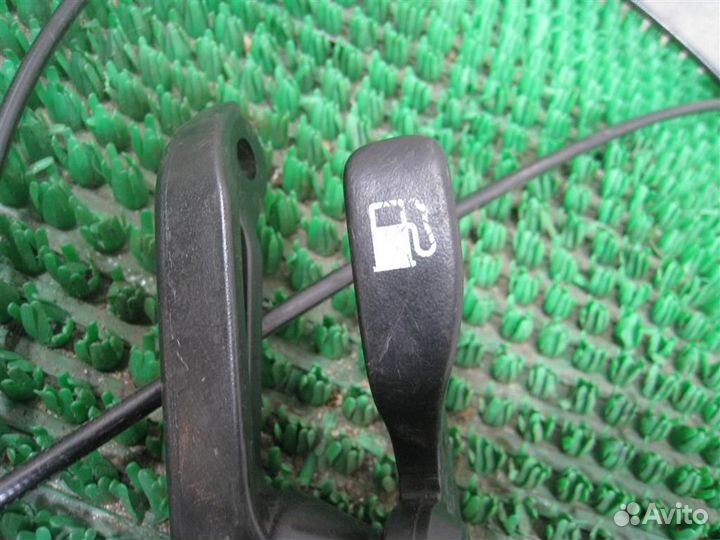 Трос лючка бензобака Lexus RX300 (MCU15) 2002