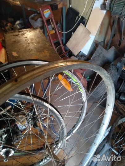 Колесо переднее 26, 28 и заднее 24