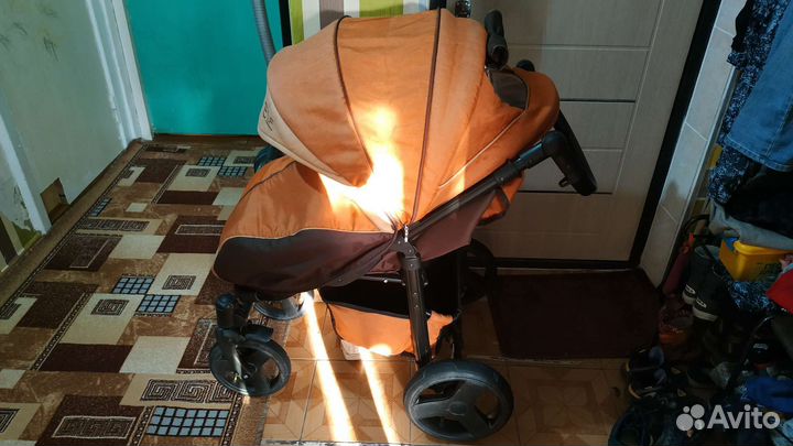 Прогулочная коляска бу