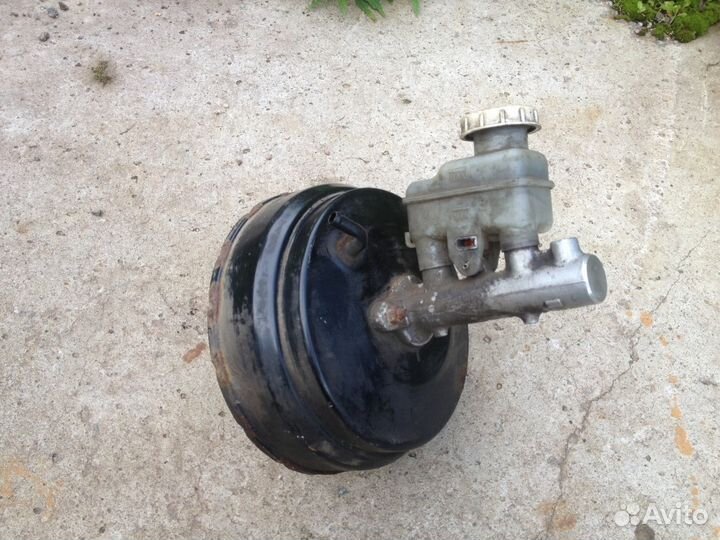 Вакуумный усилитель тормозов Mitsubishi Lancer 9