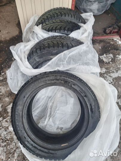 Bridgestone Ice Cruiser 7000S 205/55 R16