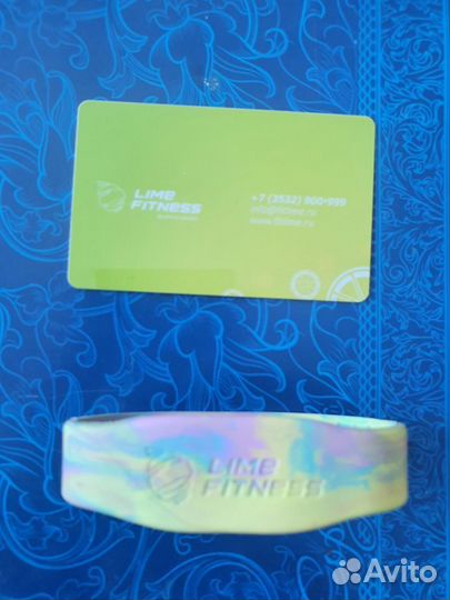 Абонемент в фитнес клуб с бассейном