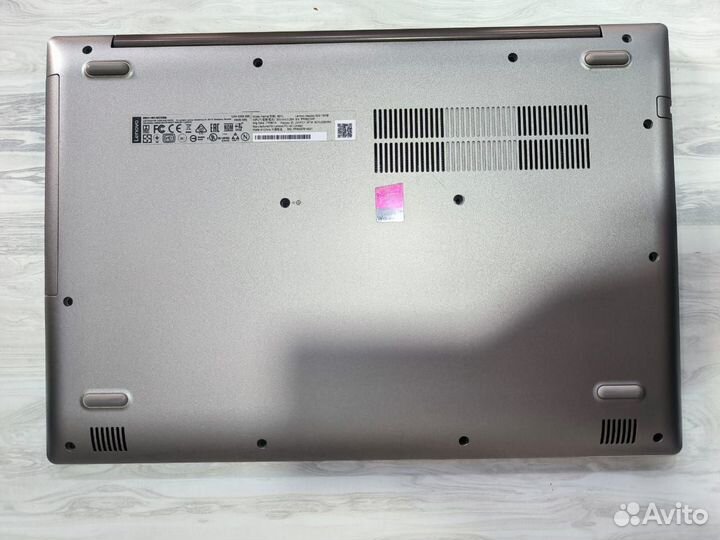 Ноутбук Lenovo IdeaPad 520-15IKB