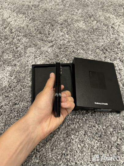 Samsung Galaxy Z Fold5, 12/512 ГБ