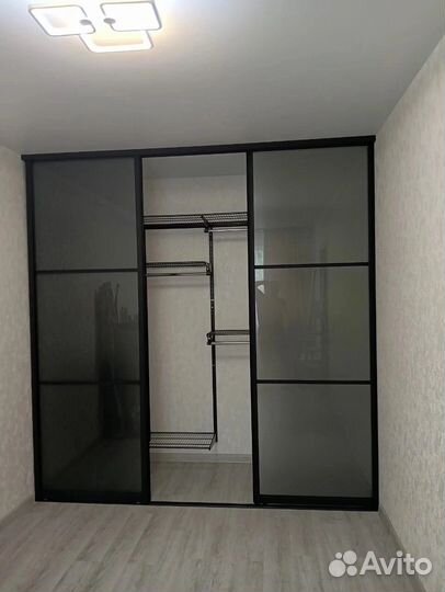 Двери купе для гардеробной на заказ