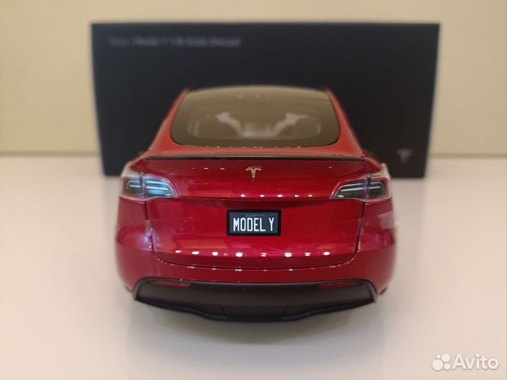 Tesla Model Y I (20-24г) Красный 1:18