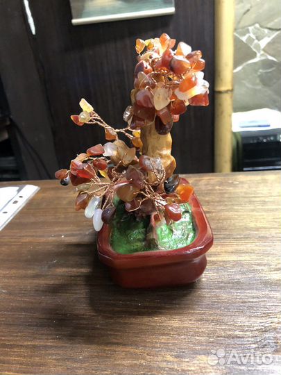 Дерево счастья из камней