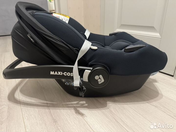 Maxi-Cosi CabrioFix i-size