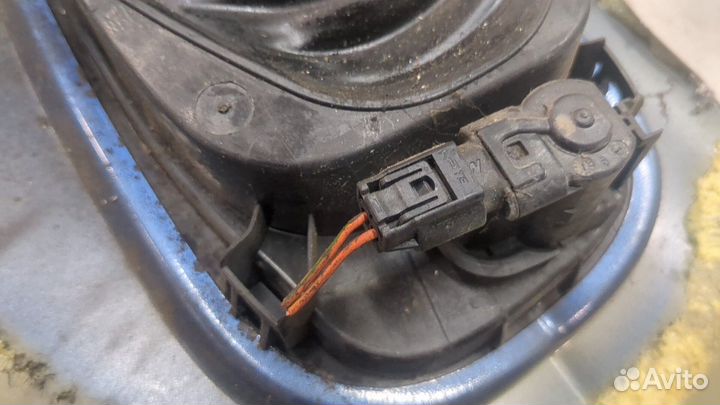 Лючок бензобака Volvo S90, 2017