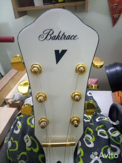 Электрогитара