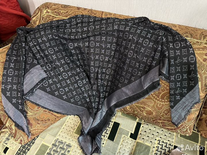 Платок шаль луи витон